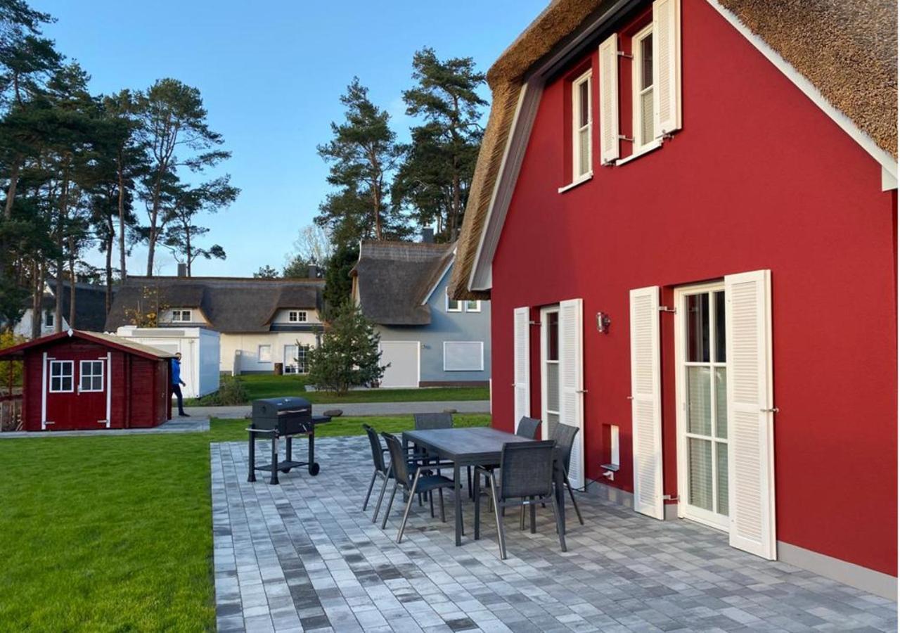 Modernes Reetdach-Ostseeferienhaus Bella Mare, Insel Usedom Mit Sauna, Kamin & Sonnenterrasse Zirchow Exterior foto